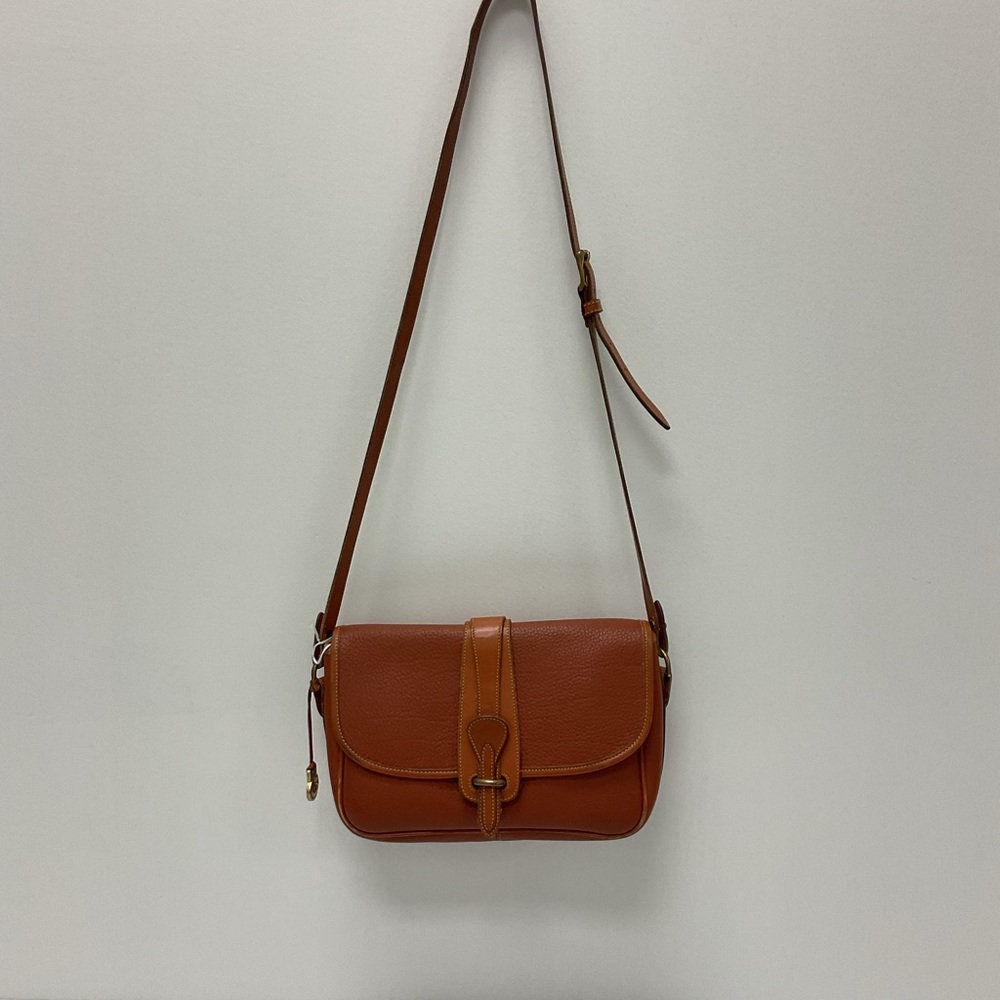Elegant Brown Leather Shoulder Bag